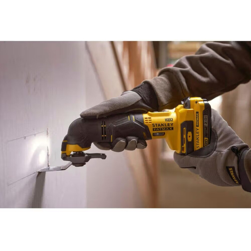 Аккумуляторный многофункциональный инструмент Stanley FatMax (SFMCE500D2K)