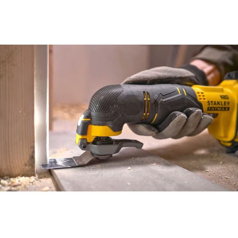 Аккумуляторный многофункциональный инструмент Stanley FatMax (SFMCE500D2K)