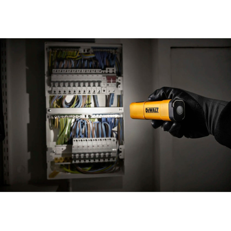 Фонарь светодиодный DeWALT (DCL183)