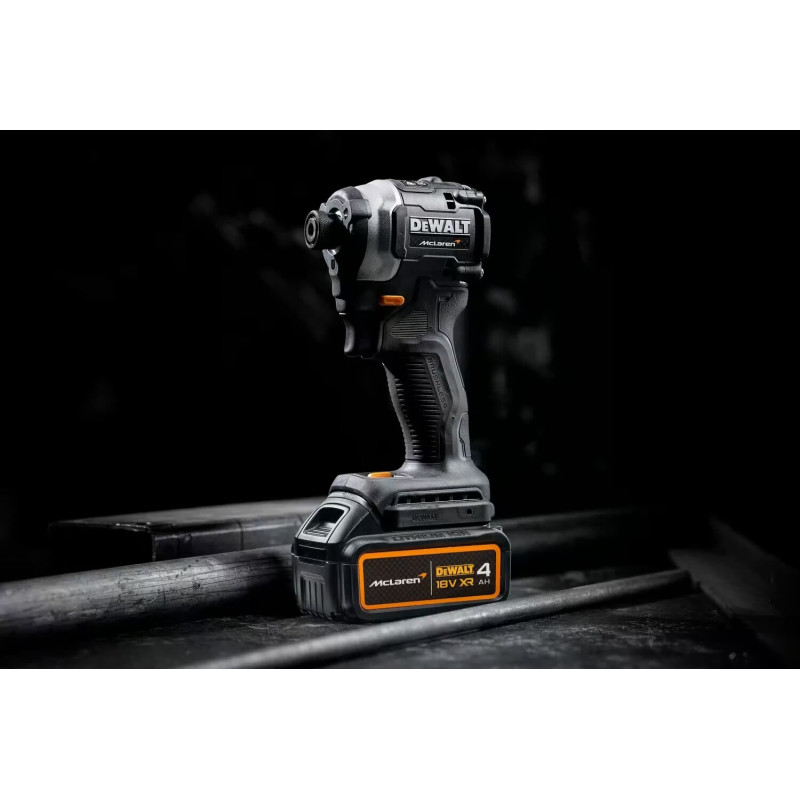 Аккумуляторный винтоверт DeWALT McLaren F1 (DCF85MP2T)