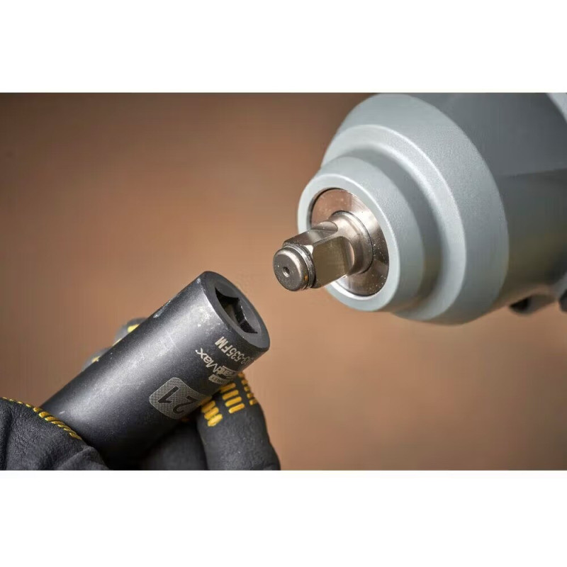 Акумуляторний гайкокрут Stanley FatMax (SFMCF940M1)