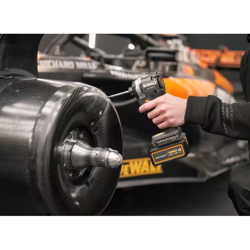 Аккумуляторный винтоверт DeWALT McLaren F1 (DCF85MP2T)