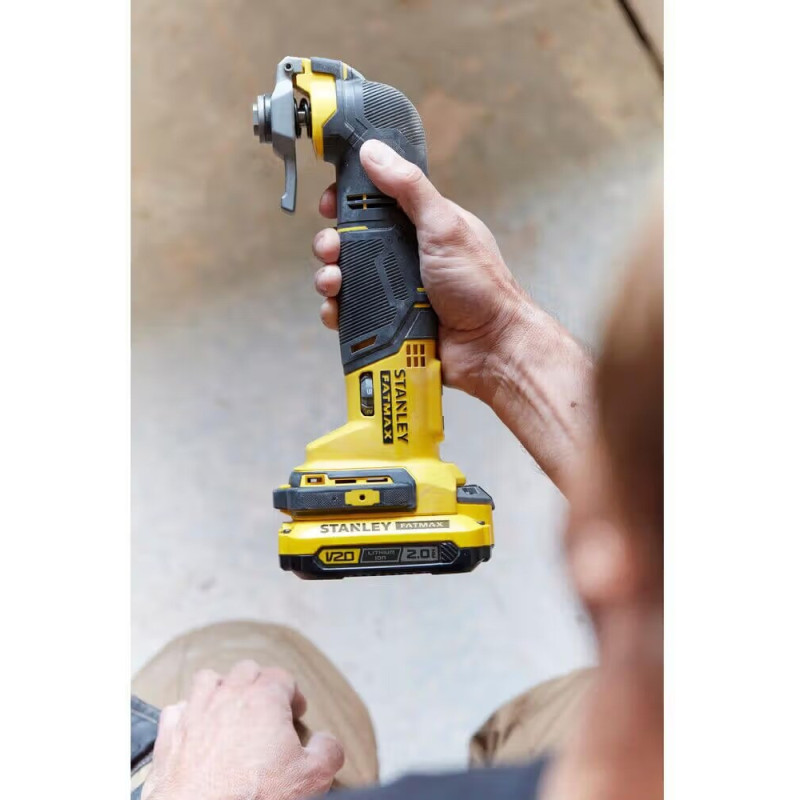 Аккумуляторный многофункциональный инструмент Stanley FatMax (SFMCE500D2K)