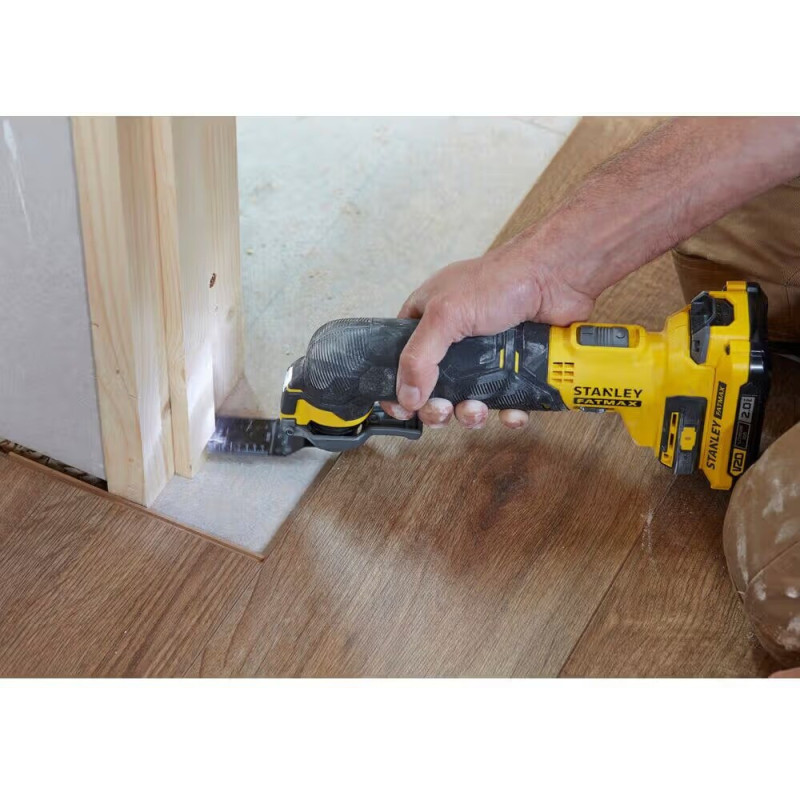 Аккумуляторный многофункциональный инструмент Stanley FatMax (SFMCE500D2K)