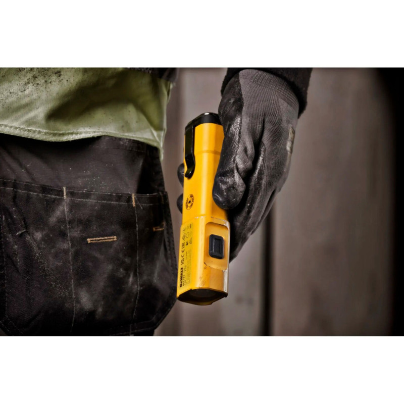 Фонарь светодиодный DeWALT (DCL183)