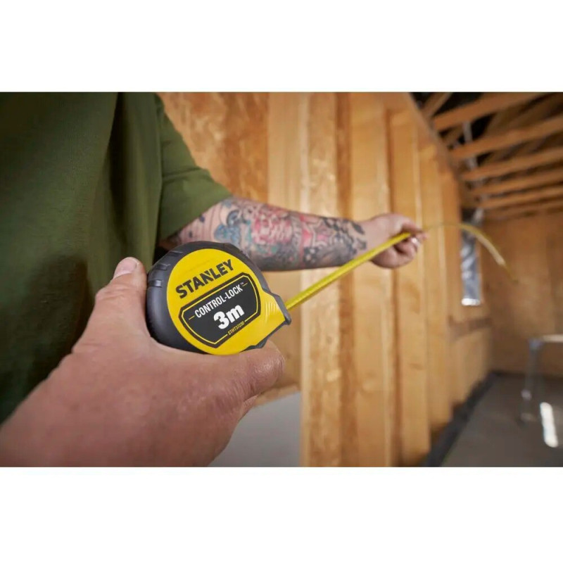 Рулетка Stanley CONTROL-LOCK 3 м, 19 мм (STHT37230-0)
