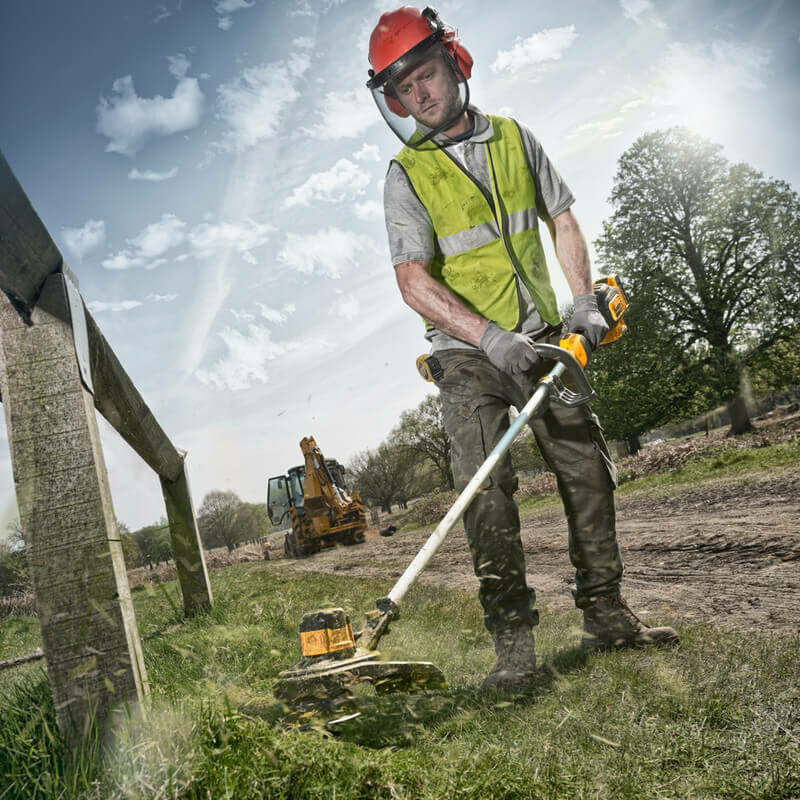 Коса акумуляторна DeWALT DCMST561N без АКБ и ЗП