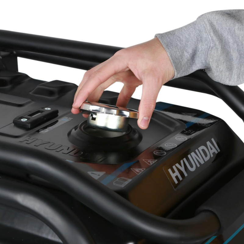 Генератор бензиновий Hyundai HHY 7050F