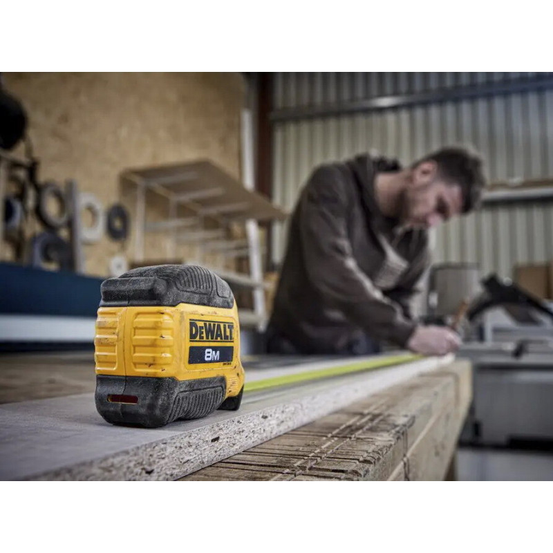 Рулетка измерительная DeWALT COMPACT, 8 м х 28 мм (DWHT38128-0)