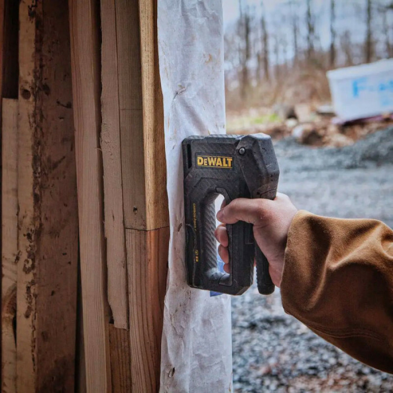 Степлер DeWALT CARBON FIBRE (DWHT80276-0)