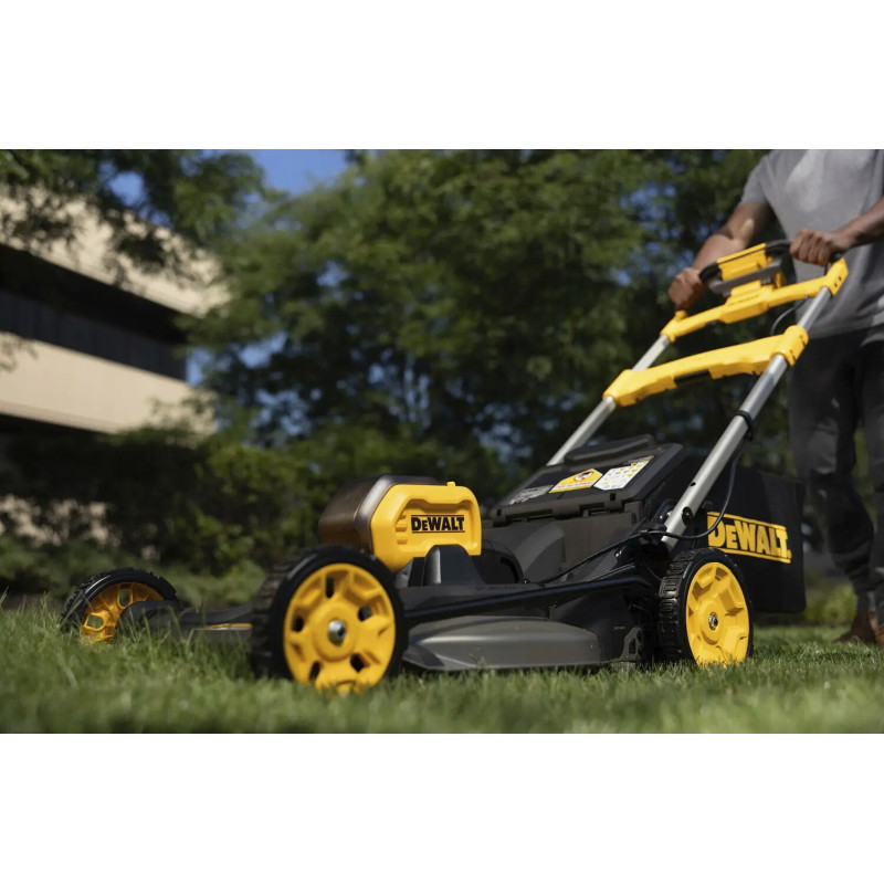 Газонокосилка аккумуляторная DeWALT (без АКБ и ЗУ) (DCMWSP550N)