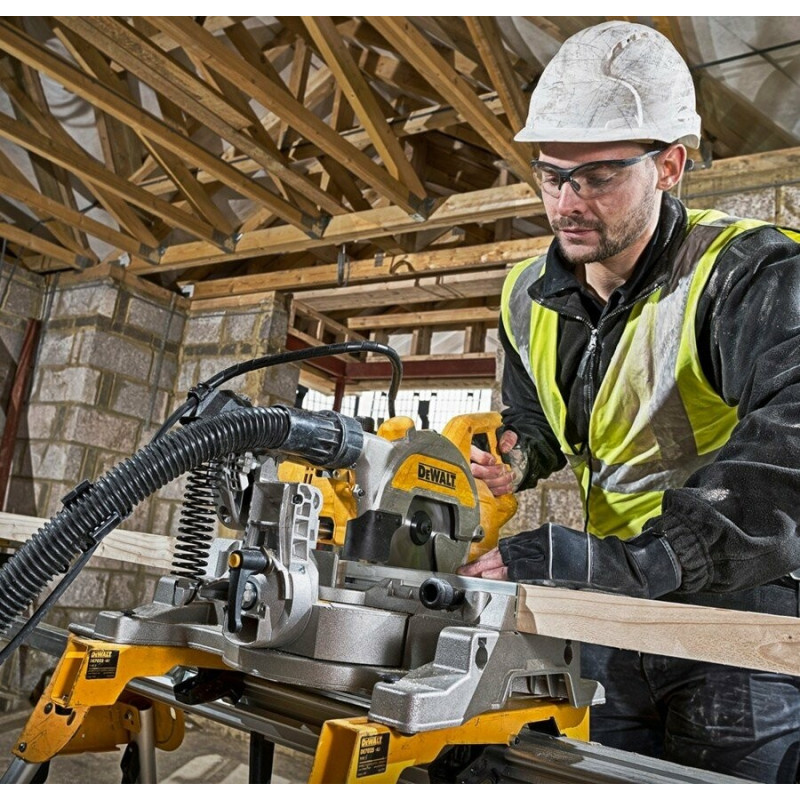 Пила торцовочная DeWALT (DWS777)