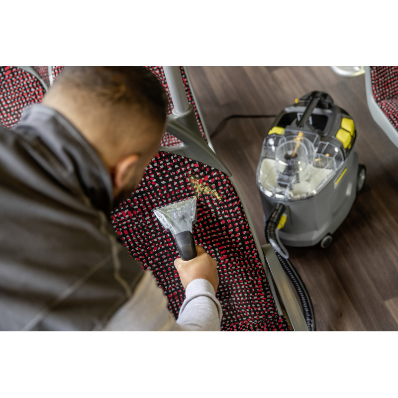 Миючий пилосос Karcher Puzzi 8/1 (1.100-240.0)
