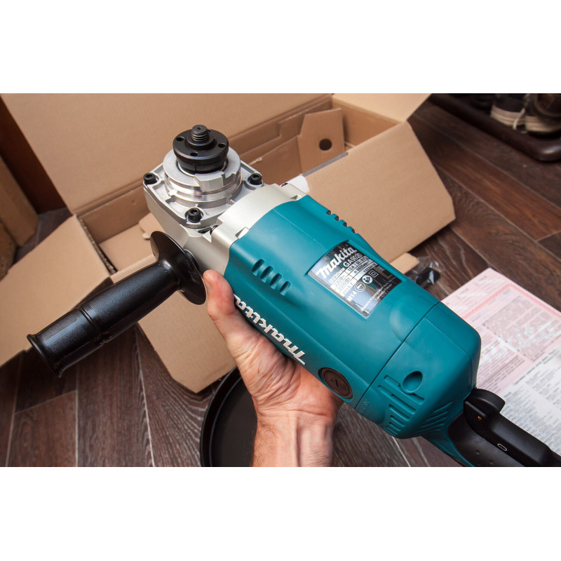 Кутова шліфмашина Makita GA9020
