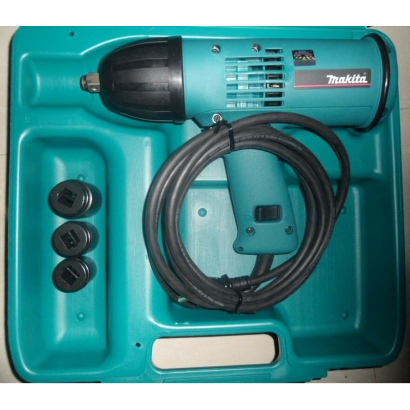 Гайковерт Makita 6905H
